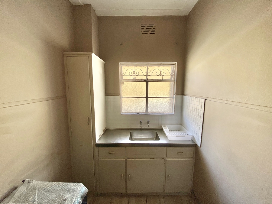 0 Bedroom Property for Sale in Sea Point Western Cape